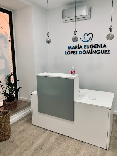 Clínica Dental María Eugenia López Domínguezfoto