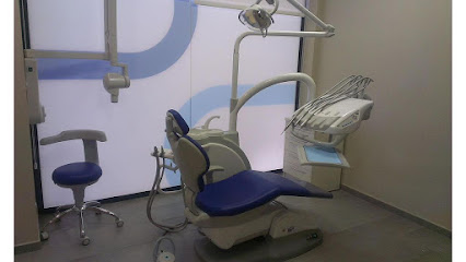 Clínica Dental Adeslasfoto