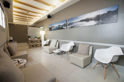 Clínica Dental AHOAfoto