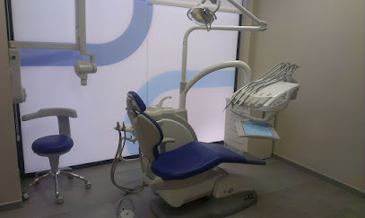 Clínica Dental Adeslasfoto