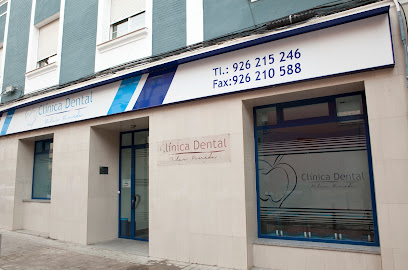 Clínica Dental Pilar Pinedafoto